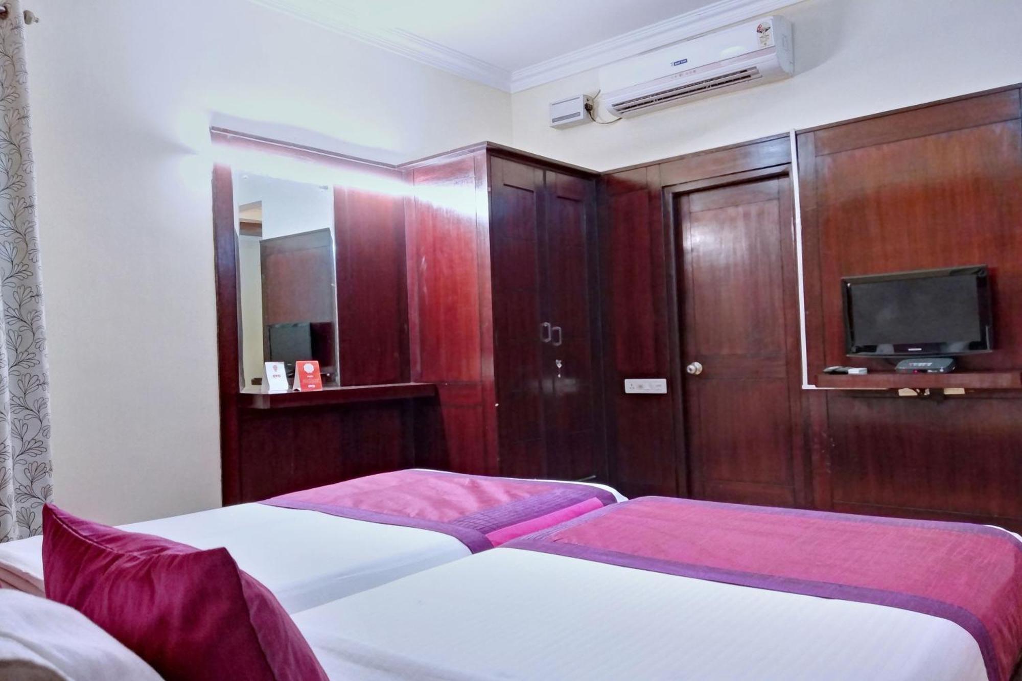 Oyo 10437 Hotel Hibiscus Inn Bangalore Luaran gambar