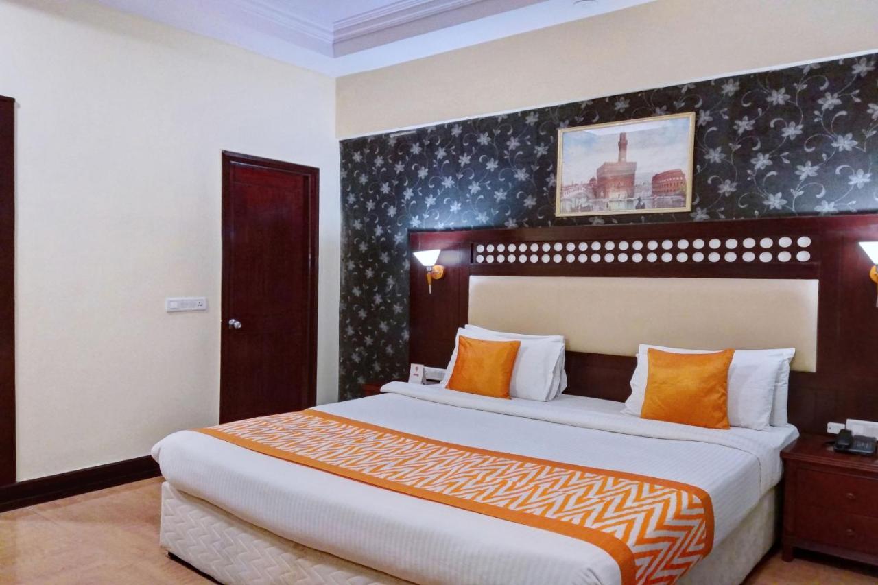 Oyo 10437 Hotel Hibiscus Inn Bangalore Luaran gambar