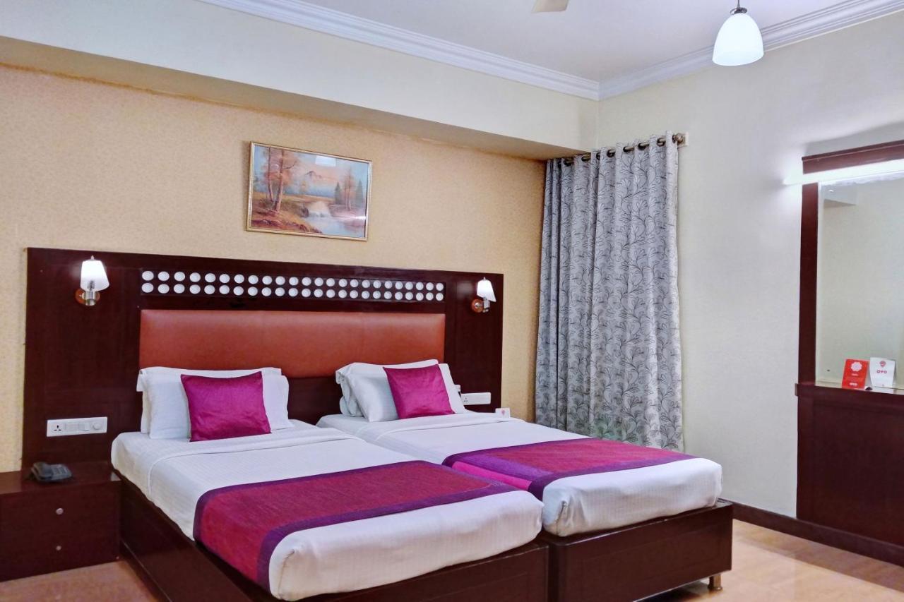 Oyo 10437 Hotel Hibiscus Inn Bangalore Luaran gambar