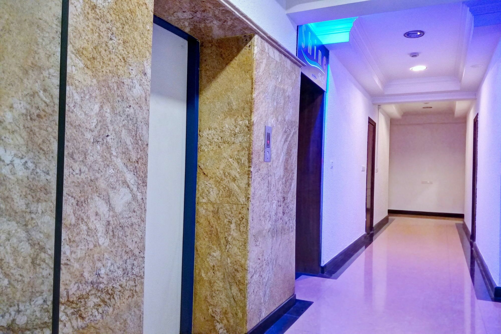 Oyo 10437 Hotel Hibiscus Inn Bangalore Luaran gambar