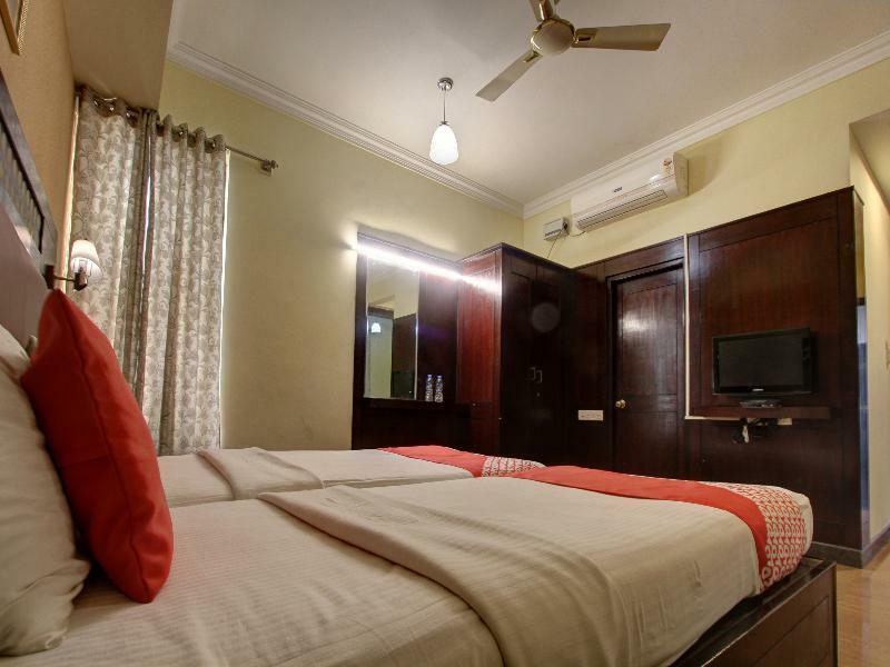 Oyo 10437 Hotel Hibiscus Inn Bangalore Luaran gambar